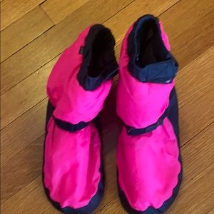 bloch warmup shoes